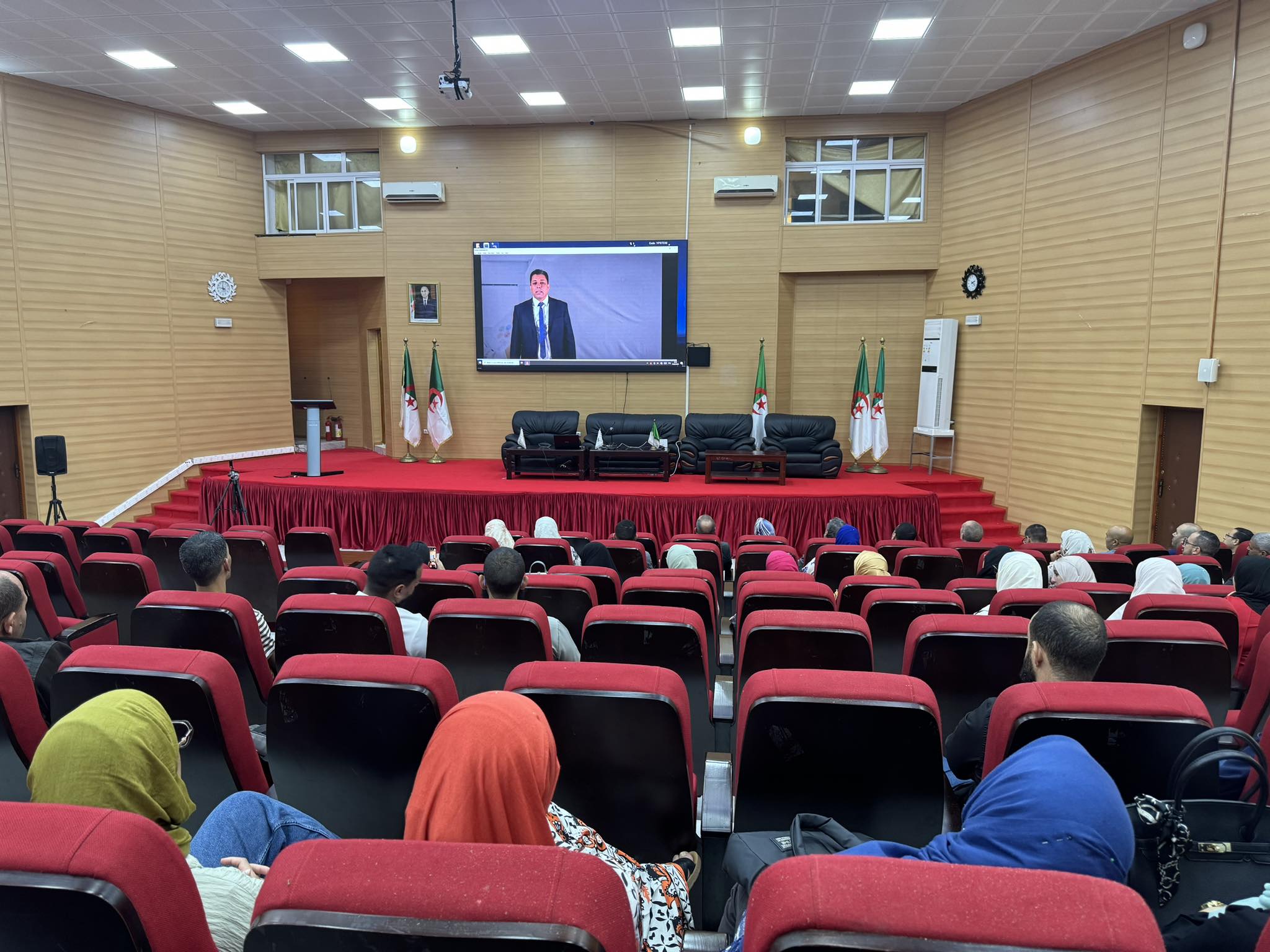 الإنطلاق الرسمي للتكوين في الدكتوراه بعنوان السنة الجامعية 2025/2024