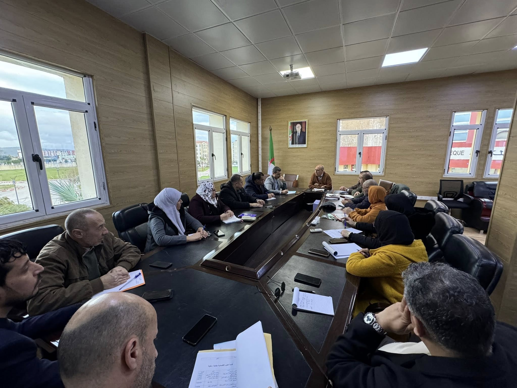 Read more about the article مجلس مديرية الجامعة